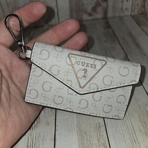 Guess Logo Card Holder Wallet Clip Keychain White Brown GUC